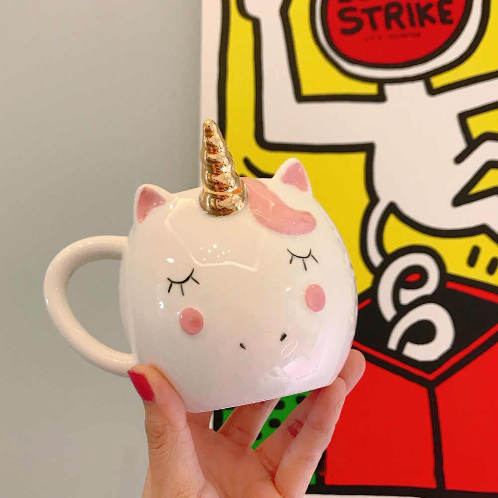 Unicorn mug with horn