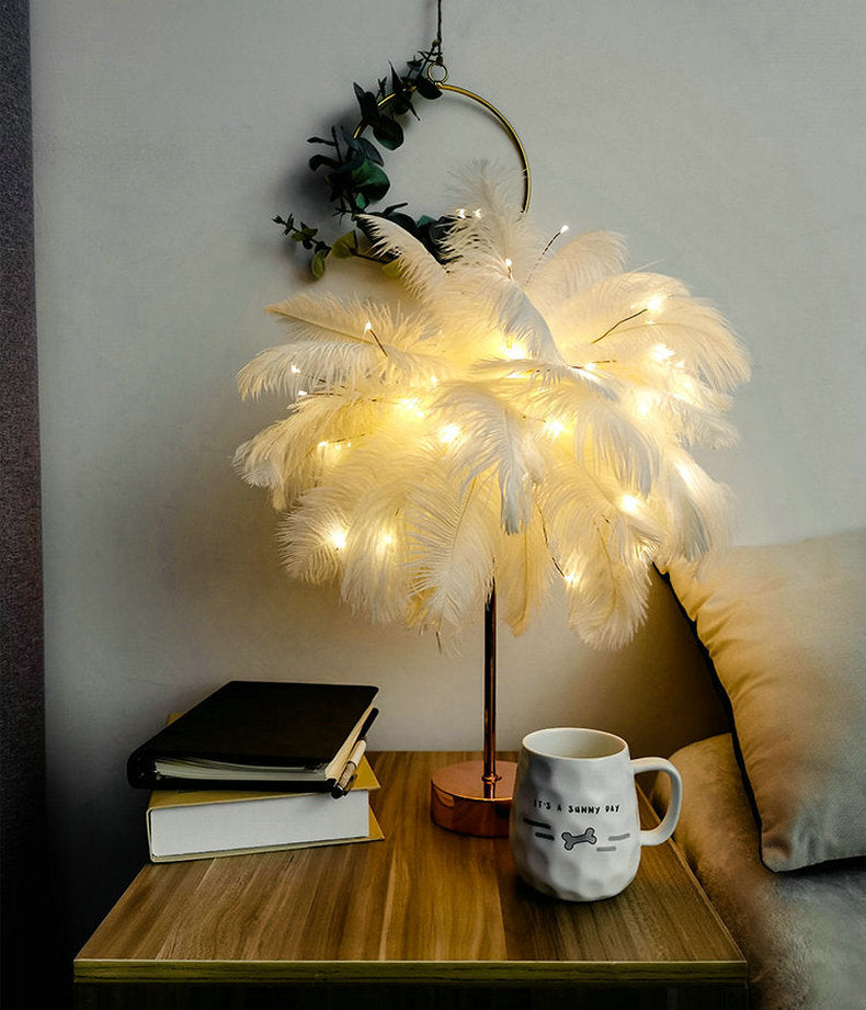 Feather table lamp with white base