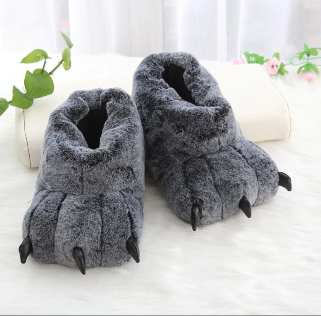Monster claw slippers